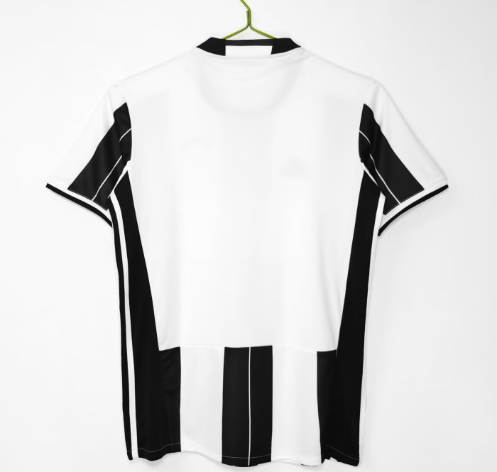 2016-2017 JUV Home Retro Soccer Jersey