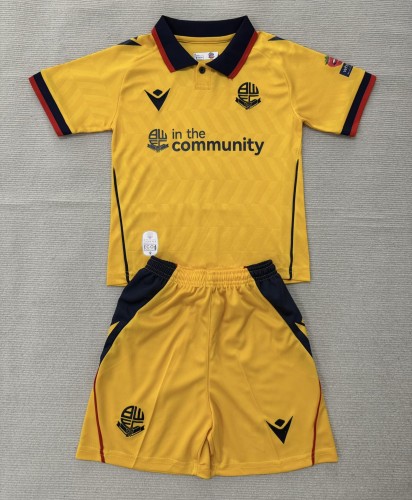 26-27 Bolton Wanderers Third Adult Suit