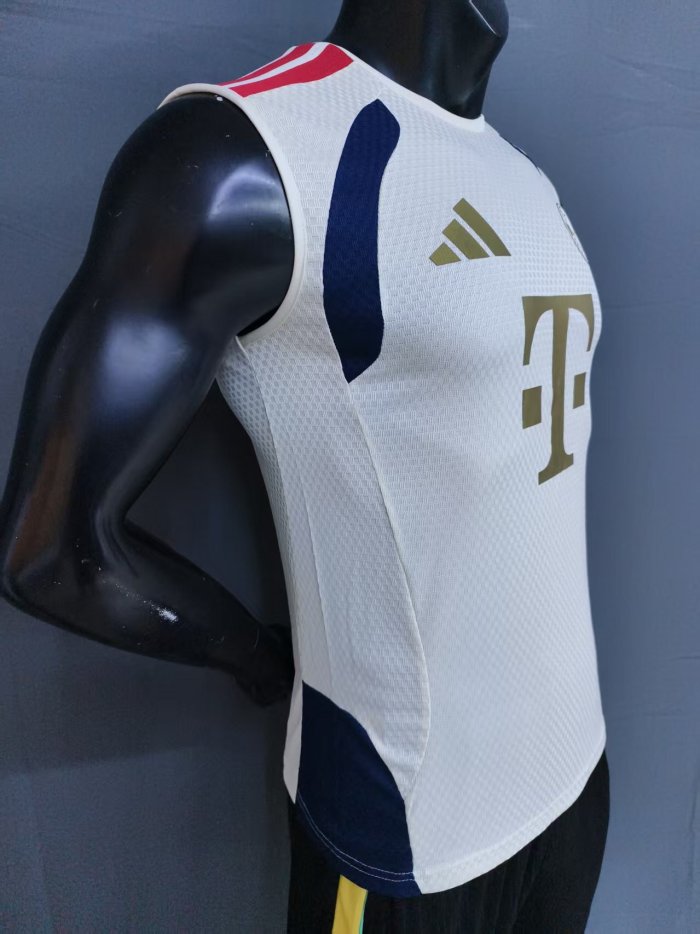 26-27 Bayern Beige ‌Player Version Vest*背心