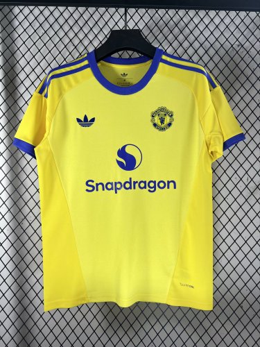 26-27 Man Utd Yellow Goalkeeper Fans Soccer Jersey