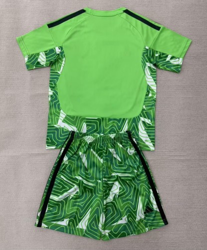 26-27 Leeds United Green GoalKeeper Adult Suit