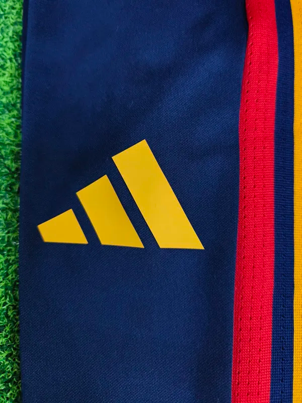 26-27 Spain Royal blue Training Long Pants (Have Pocket)