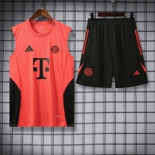26-27  Bayern High quality Tank Top And Shorts Suit