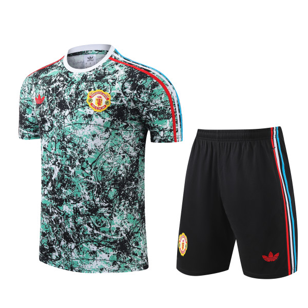 24-25 Man Utd High Quality Training Short Suit