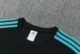 26-27  Liverpool  Short shirts and Long trousers Suit (圆领)