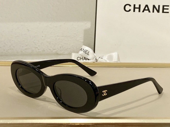 Brenndasneakers C*hanel Glasses Top