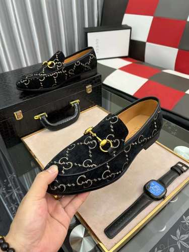 Men G*ucci Top Sneaker (Brenndasneakers)