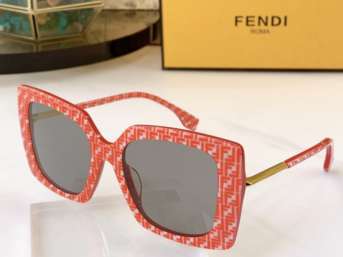 Brenndasneakers F*endi Glasses Top