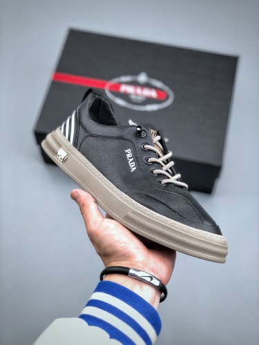Men P*rada Top Sneaker （ high-end ）