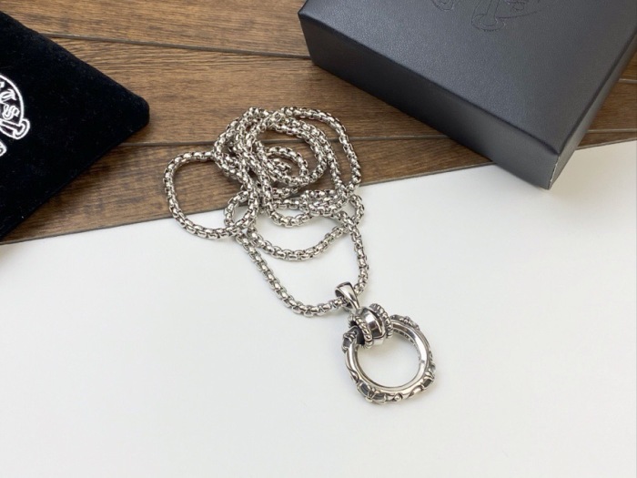 Brenndasneakers Necklace C*hrome H*earts