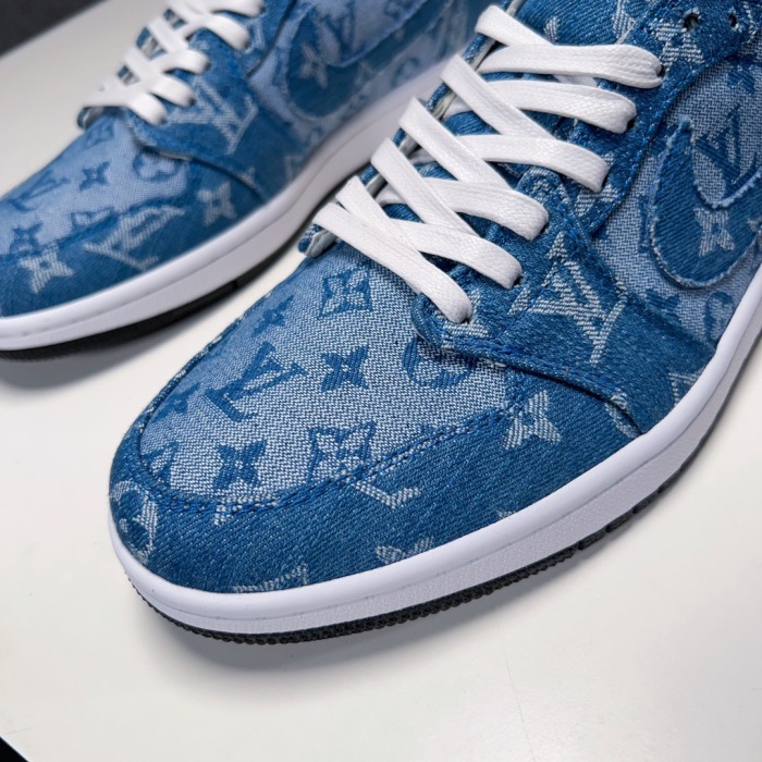 Men L*ouis V*uitton x NIKE Sneakers ( high-end)