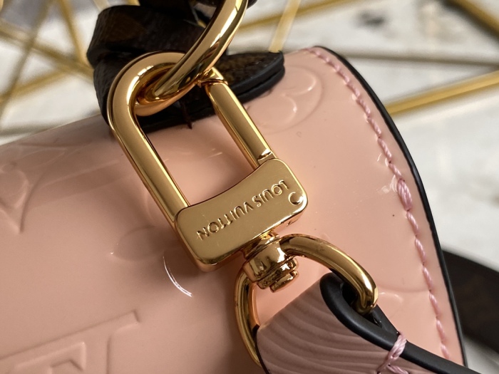Brenndasneakers L*ouis V*uitton Bag Top Quality 17*16*8.5cm