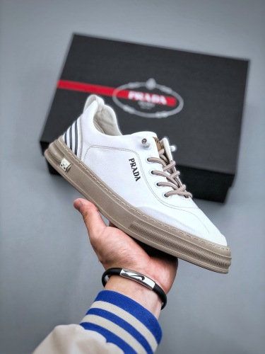 Men P*rada Top Sneaker （ high-end ）