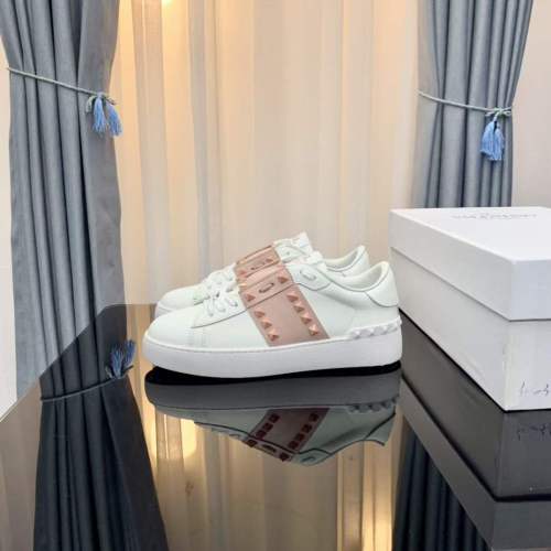 Women Men V*alentino Sneakers ( Brenndasneakers)