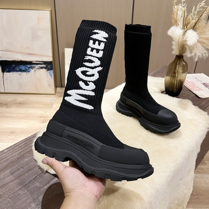 A*exander M*queen boots ( Brenndasneakers)