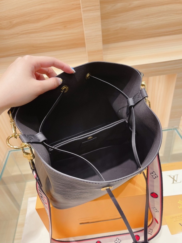 Brenndasneakers L*ouis V*uitton Top Bag 25*26cm