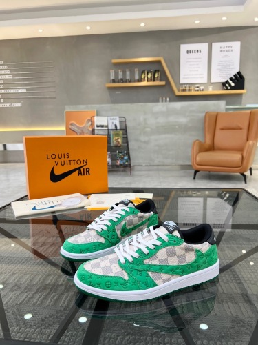 Men L*ouis V*uitton x NIKE Sneakers ( high-end)