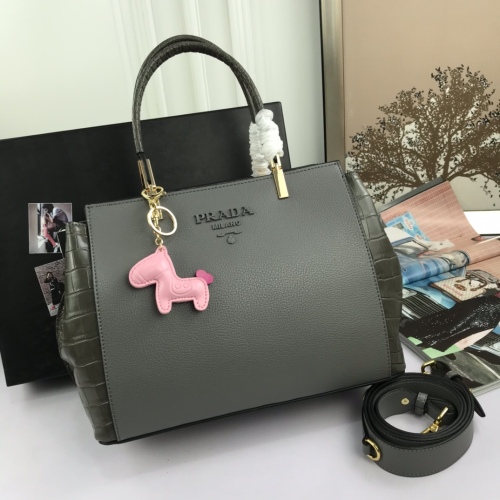 Brenndasneakers P*rada Top Bag 30*23*13cm