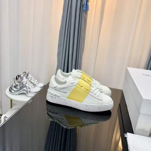 Women Men V*alentino Sneakers ( Brenndasneakers)