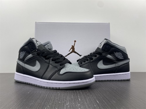 Brenndasneakers Air Jordan 1 Mid BQ6472-007