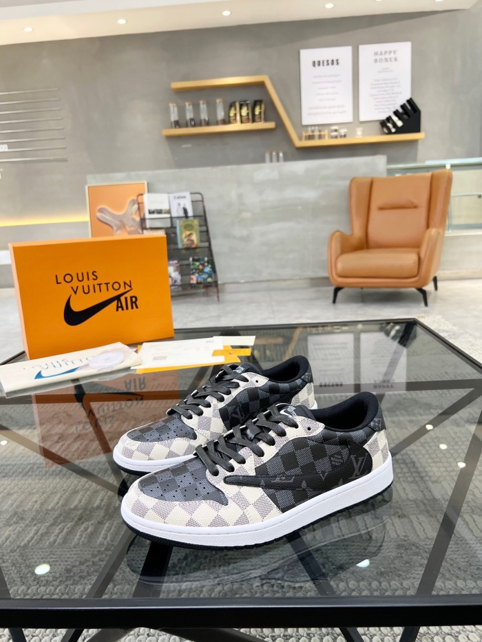 Men L*ouis V*uitton x NIKE Sneakers ( high-end)