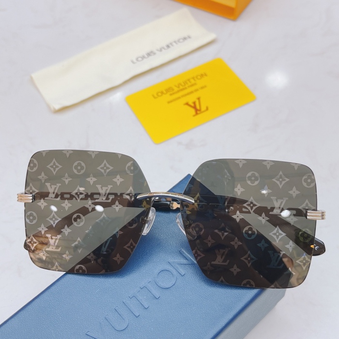 Brenndasneakers L*ouis V*uitton Glasses Top