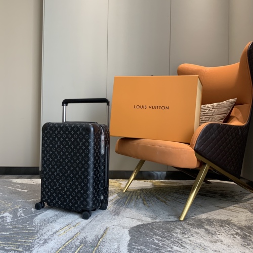 L*ouis V*uitton Luggage (Brenndasneakers)