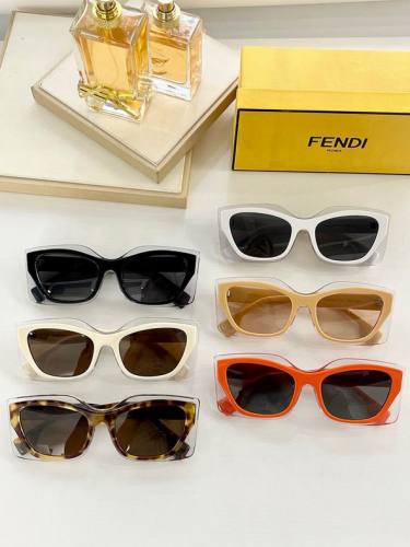 Brenndasneakers F*endi Glasses Top