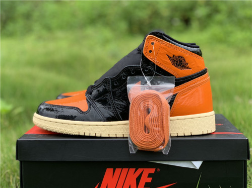 Brenndasneakers Air Jordan 1 Retro High OG “Shattered Backboard”3.0 555088-028