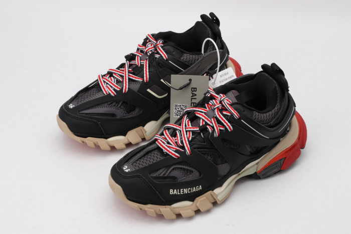 Brenndasneakers B*lenciaga