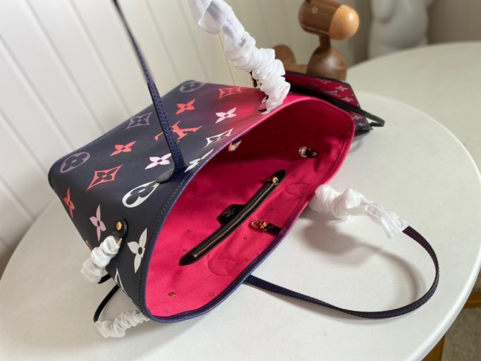 L*ouis V*uitton m20511 Top Bag (Brenndasneakers)