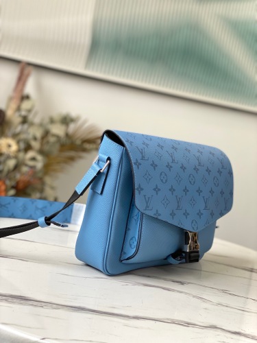 Brenndasneakers L*ouis V*uitton Top Bag 29 x 23 x 11.5 cm