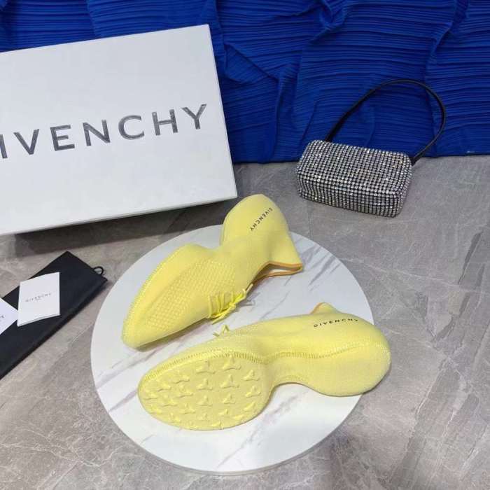 Men Women G*ivenchy Top Sneaker （ Brenndasneakers ）