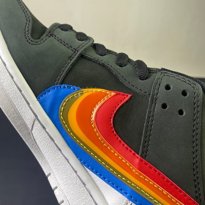 from Brenndasneakers Nike Dunk Low Polaroid DH7722-001