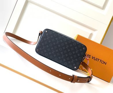 Brenndasneakers L*ouis V*uitton Bag Top Quality 23*13*6cm