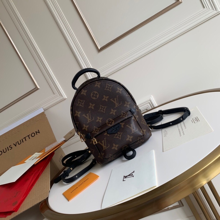 Brenndasneakers L*ouis V*uitton Bag Top Quality 15*22*9cm