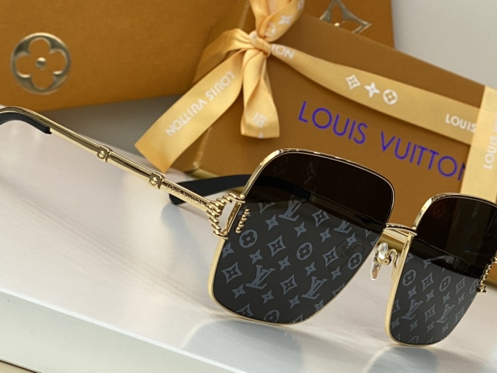 Brenndasneakers L*ouis V*uitton Glasses Top