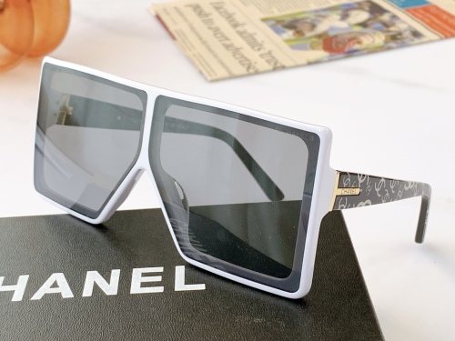 Brenndasneakers C*hanel Glasses Top