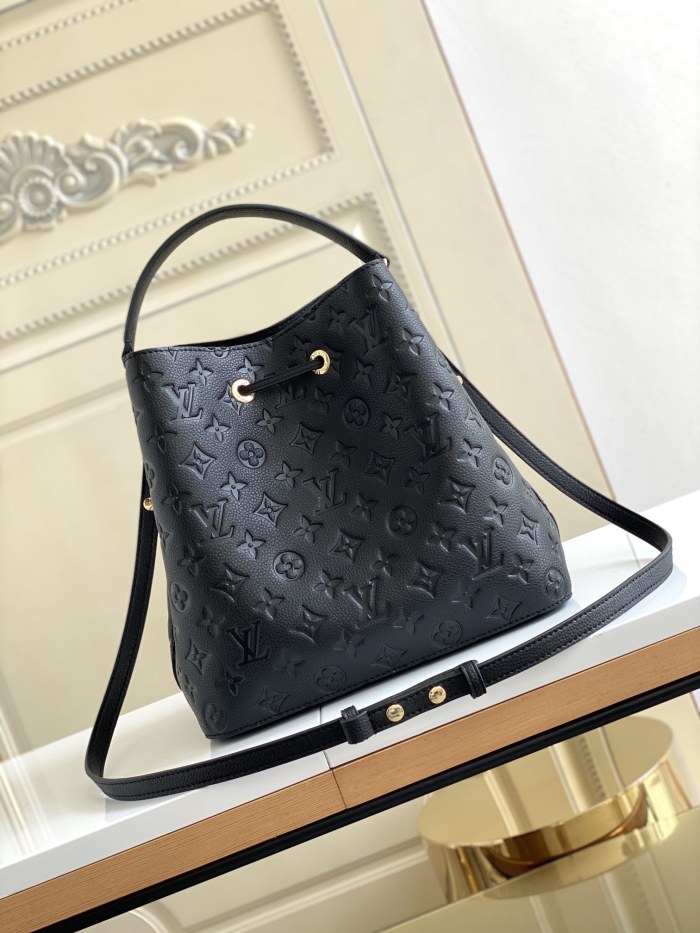 Brenndasneakers L*ouis V*uitton Top Bag 26*26*17.5cm