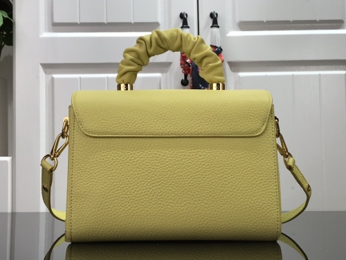 Brenndasneakers L*ouis V*uitton Top Bag 23cm