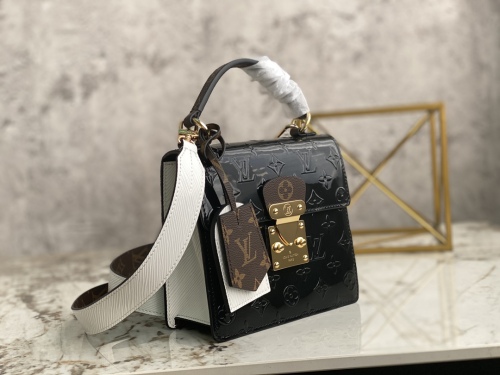 Brenndasneakers L*ouis V*uitton Bag Top Quality 17*16*8.5cm