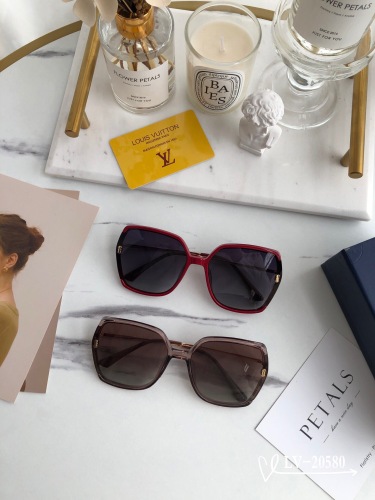 Brenndasneakers L*ouis V*uitton Glasses Top