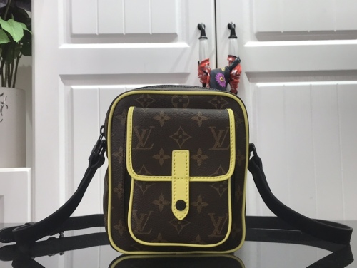 Brenndasneakers L*ouis V*uitton Bag Top Quality 15*17*8CM