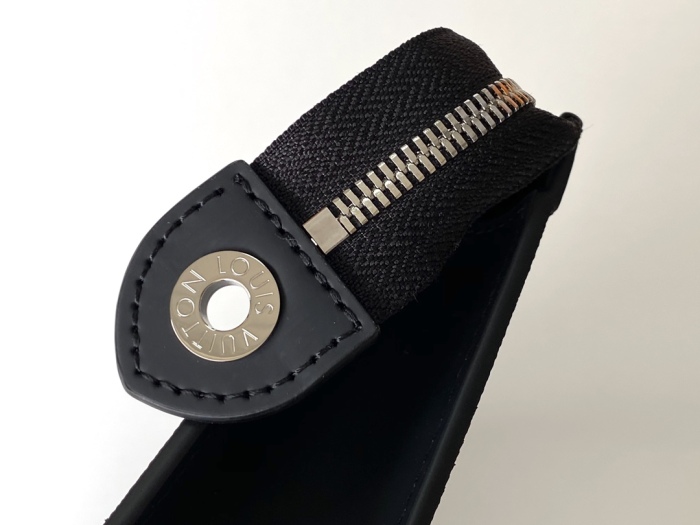 Brenndasneakers L*ouis V*uitton Top Bag 27*21*6cm