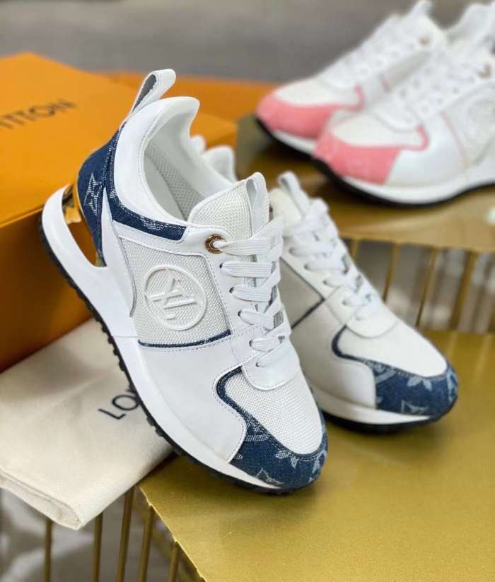 Brenndasneakers Women L*ouis V*uitton Run Away Top Sneaker