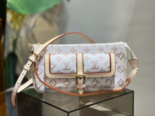 Lady L*ouis V*uitton buci handbag Top Quality27*14*6cm (Brenndasneakers)