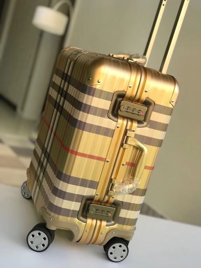 B*urberry Luggage (Brenndasneakers)