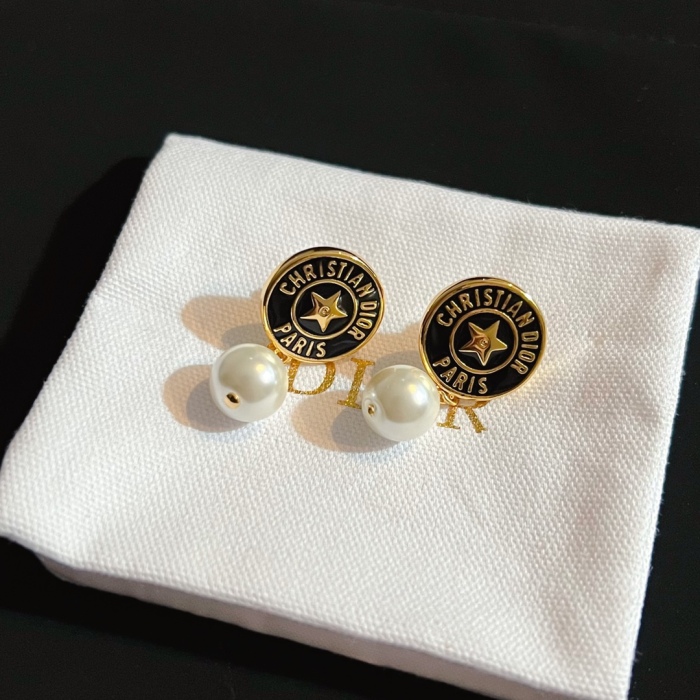 Brenndasneakers Earrings008