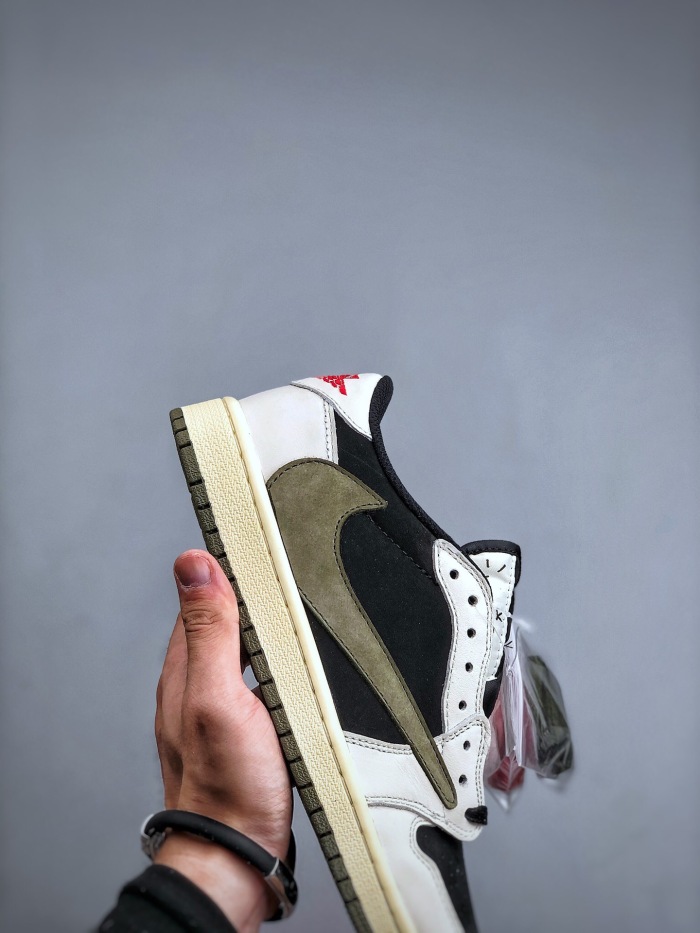 T*ravis S*cott Nike Air Jordan 1 low AJ1 ( Brenndasneakers)