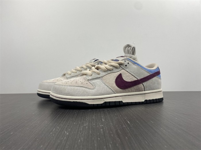 from Brenndasneakers Nike SB Dunk Low